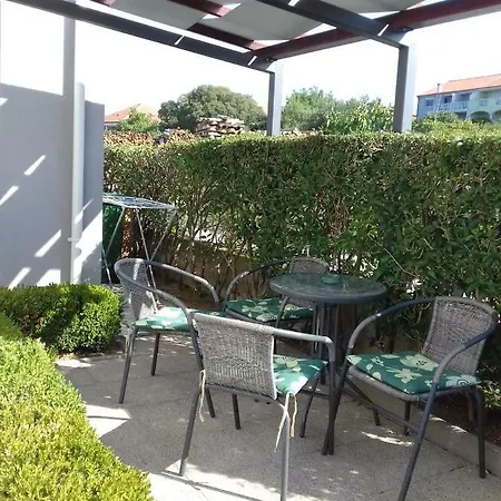Gasthuis Perica 3*