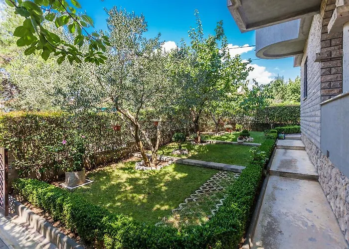 Πανσιόν Perica 3*