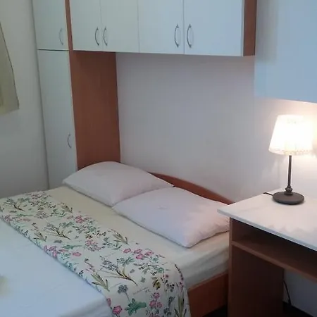 Perica 3* Zara