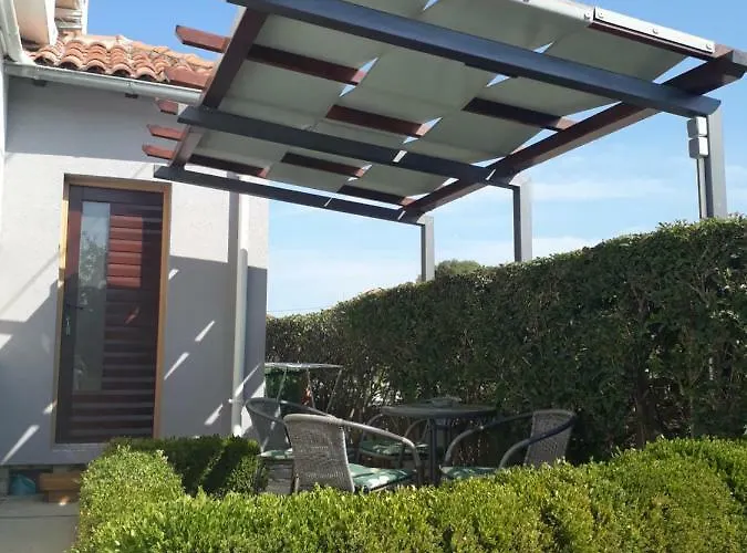 佩瑞卡旅馆 招待所 扎达尔